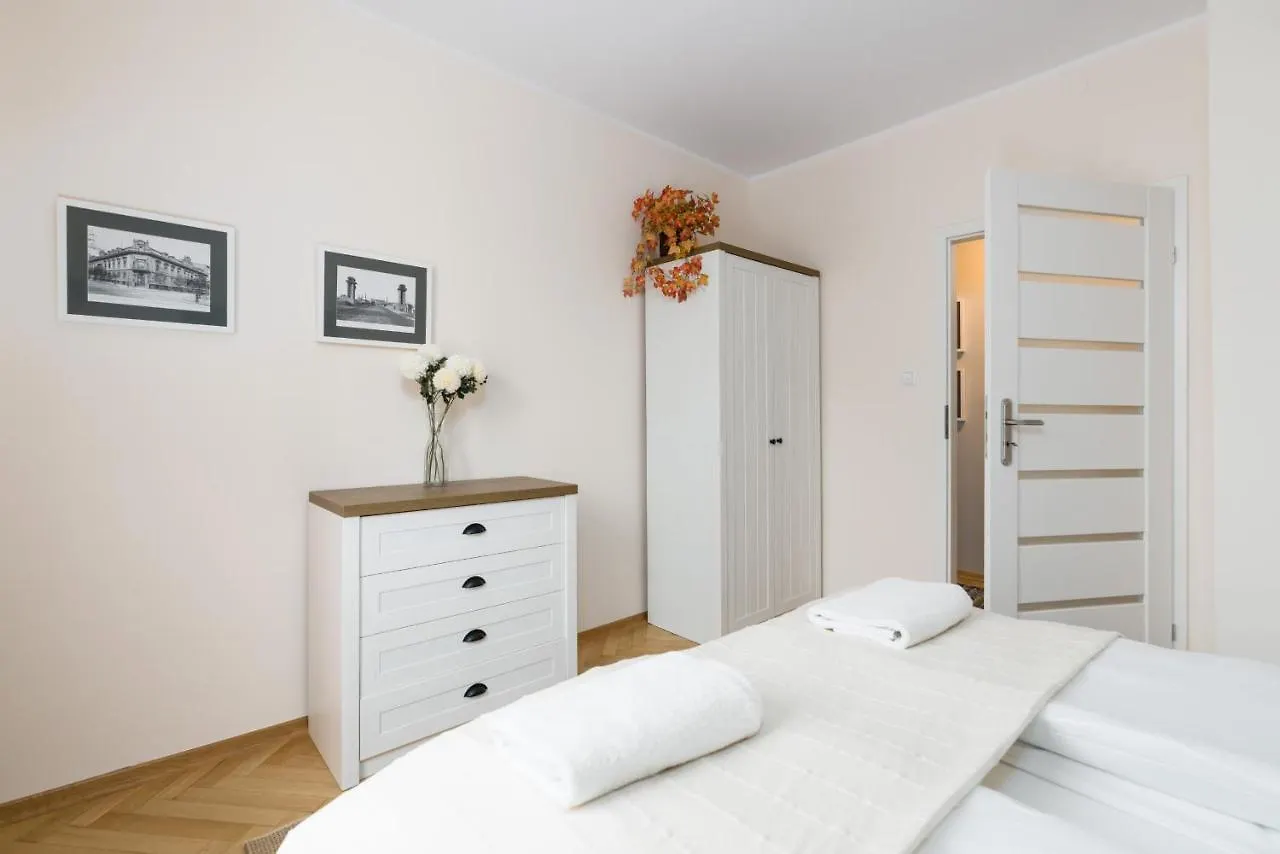 Kosinskiego Apartment Poznan By Noclegi Renters